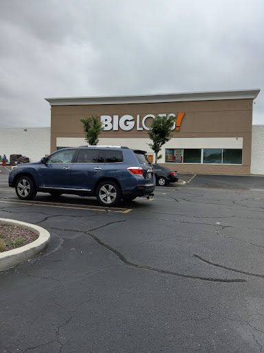 Discount Store «Big Lots», reviews and photos, 2445 Nashville Rd, Bowling Green, KY 42101, USA