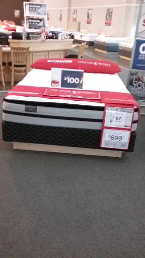 Furniture Store «Home Comfort Furniture Clearance Outlet», reviews and photos, 5814 Glenwood Ave, Raleigh, NC 27612, USA