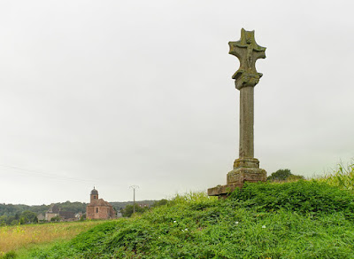Croix Saint-Pierre de Granges-le-Bourg à Granges-le-Bourg