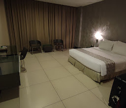 FM7 Resort Hotel Jakarta Airport photo