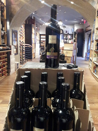 Wine Store «The Wine Cave - Kosher Wine & Spirits», reviews and photos, 888 Bedford Ave, Brooklyn, NY 11205, USA