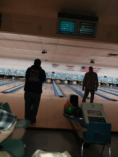 Bowling Alley «Plaza Lanes», reviews and photos, 3150 Ohio Ave, Connersville, IN 47331, USA