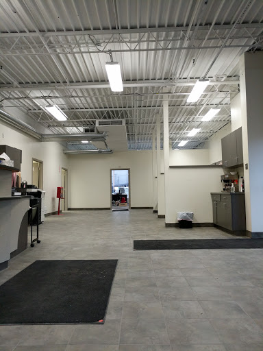 Auto Body Shop «ABRA Auto Body & Glass», reviews and photos, 4080 Rev Dr, Cincinnati, OH 45232, USA