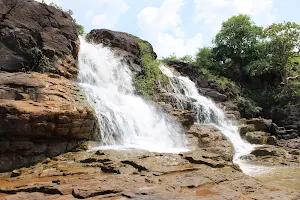 Kusarampalli Waterfalls image