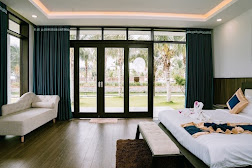 Starlight Villa Beach Resort And Spa