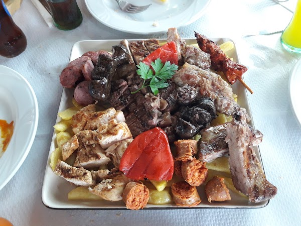 Imagen de Restaurante El Galeón De Rubarcena (1 de 23)