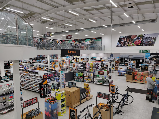 Comments and reviews of Halfords - Botley (Oxford)