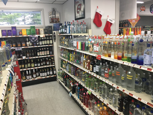 Liquor Store «Vette City Liquors», reviews and photos, 3018 Louisville Rd, Bowling Green, KY 42101, USA