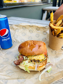 Plats et boissons du Restaurant de hamburgers Roadside | Burger Restaurant Vannes - n°4