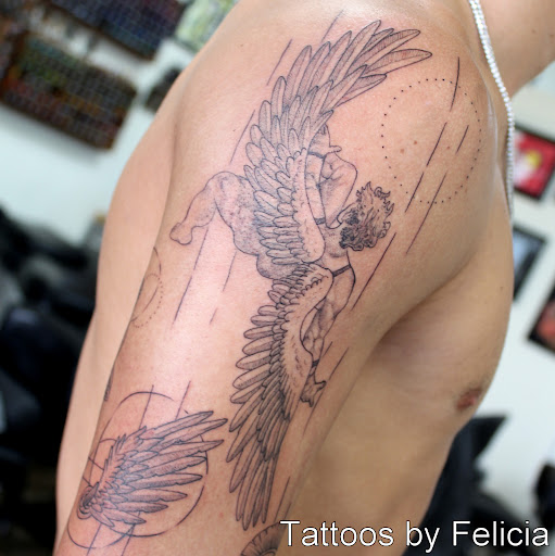Explore single needle tattoo ideas, creative tattoo ideas in Fort Myers, available at Tiger Lotus Tattoo and Piercing