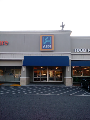 ALDI, 6336 Roswell Rd NE, Sandy Springs, GA 30328, USA, 