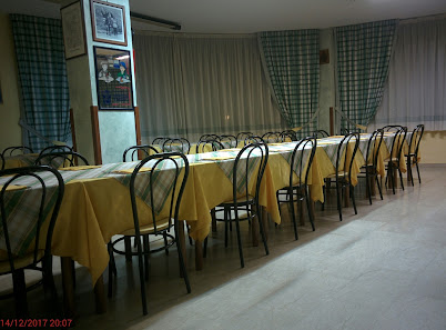 Ristorante-Pizzeria villa delle Rose Contrada Aranci Soprani, 84030 Pertosa SA, Italia