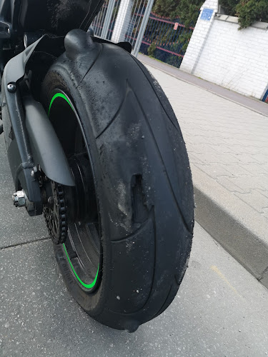 Opinii despre Armed Bike Salon Motocykli Używanych în Piaseczno - Sklep motocyklowy