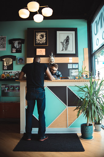 Tattoo Shop «Wild Wind Tattoo», reviews and photos, 1452 N Western Ave, Chicago, IL 60622, USA