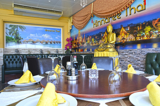Kinnaree Thai Restaurant - Take Away & Open Terrac - C. Delfín, 6, 29692 Manilva, Málaga
