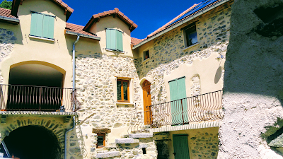 Le clos michel gîte maison d hôte à Pelleautier