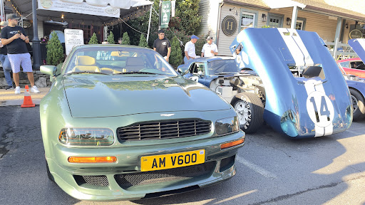 Shopping Mall «Village Centre», reviews and photos, 776 Walker Rd, Great Falls, VA 22066, USA