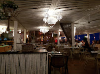 Atmosphère du Restaurant français Plage Restaurant Carré Mer à Villeneuve-lès-Maguelone - n°17