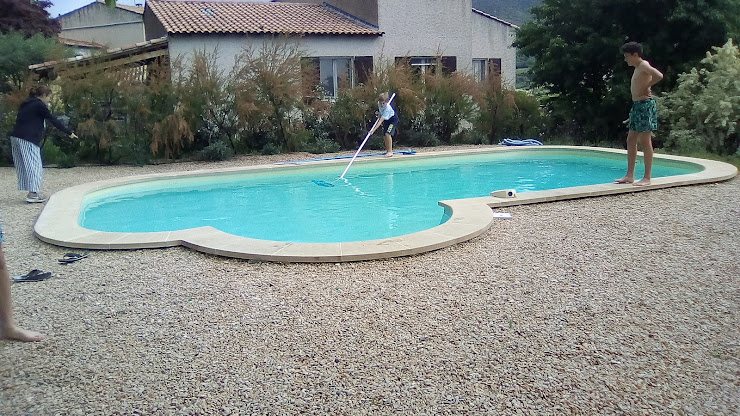 Extérieur Chambre d'hôtes Metafort : Bed and Breakfast Design et Insolite proche du Mont Ventoux, Gordes, Luberon Vaucluse (Provence) 84570 Méthamis