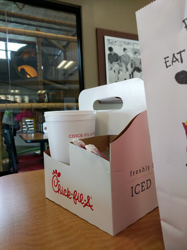Fast Food Restaurant «Chick-fil-A», reviews and photos, 1 Arnold Mall, Arnold, MO 63010, USA