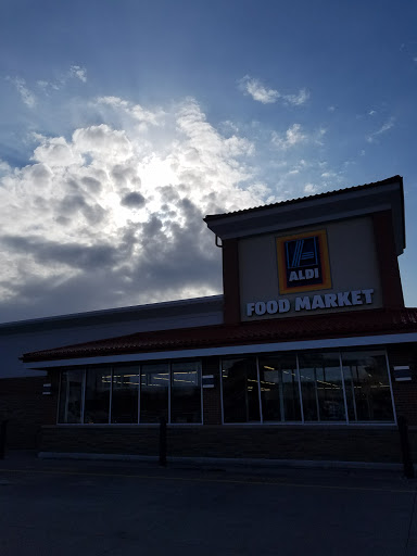 Supermarket «ALDI», reviews and photos, 6050 Mills Civic Pkwy, West Des Moines, IA 50266, USA