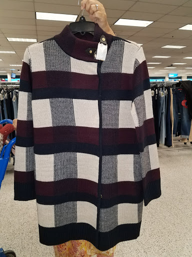 Clothing Store «Ross Dress for Less», reviews and photos, 9135 E Stockton Blvd, Elk Grove, CA 95624, USA