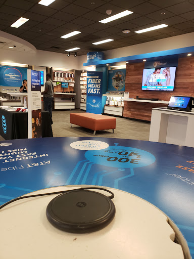 Cell Phone Store «AT&T», reviews and photos, 3021 Mallory Ln #110, Franklin, TN 37067, USA