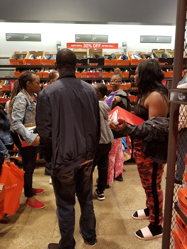 Clothing Store «Nike Factory Store», reviews and photos, 917 Lighthouse Pl, Michigan City, IN 46360, USA