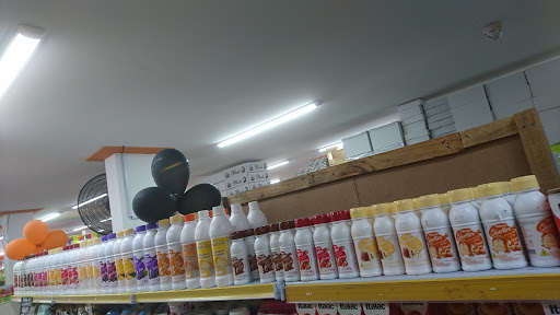Logo da empresa - MAX FESTAS E CIA.