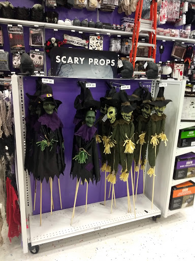 Shopping Mall «Central Plaza Shopping Center», reviews and photos, 2550 Central Park Ave, Yonkers, NY 10710, USA