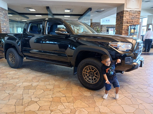 Toyota Dealer «North Park Toyota of San Antonio», reviews and photos, 10703 SW Loop 410, San Antonio, TX 78211, USA