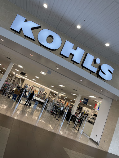 Shopping Mall «The Commons At Federal Way», reviews and photos, 1928 S Commons, Federal Way, WA 98003, USA