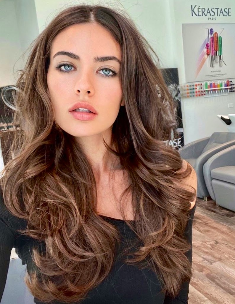 Lira Guzi Salon 60654