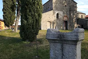 Basilica di San Vincenzo in Galliano image