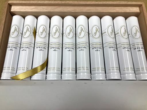 Tobacco Shop «City Smoke Shop», reviews and photos, 4001 Wilshire Blvd, Los Angeles, CA 90010, USA