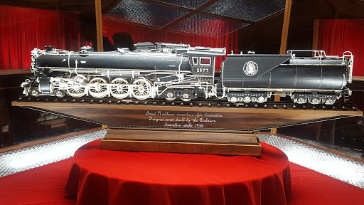 Cutlery Store «Warther Cutlery», reviews and photos, 327 Karl Ave, Dover, OH 44622, USA