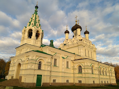 Holy Trinity Church on Parusinka (Ivangorod)