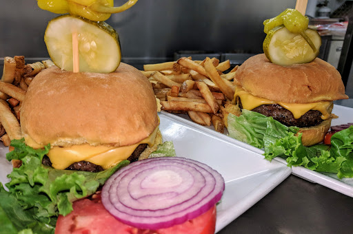 Country Club «Avon Oaks Country Club», reviews and photos, 32300 Detroit Rd, Avon, OH 44011, USA