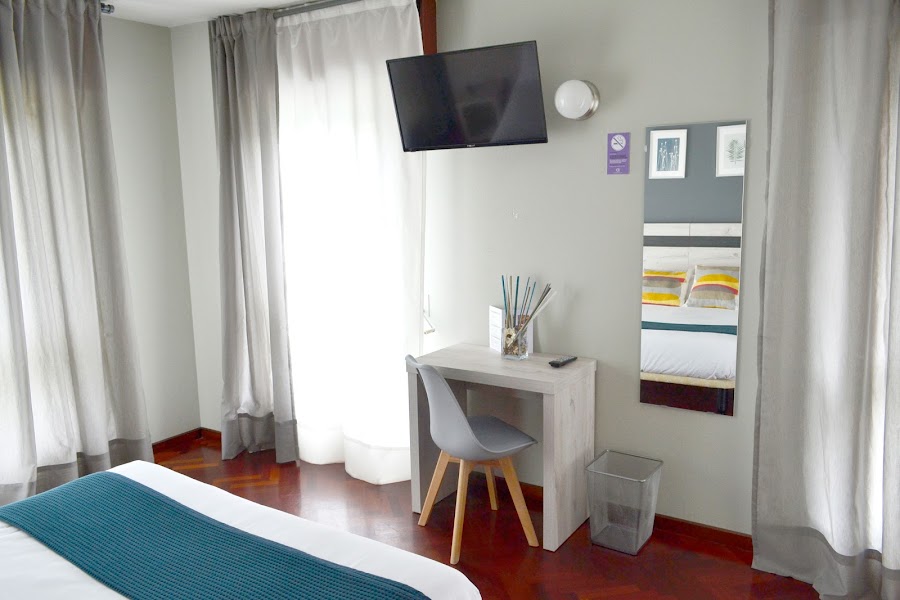 Hostal Alda Puerta Coruña