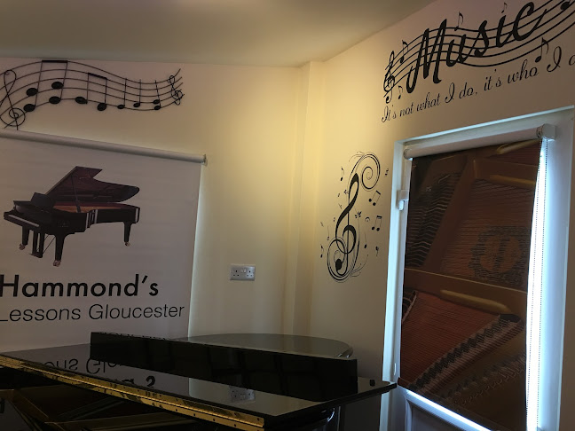 Reviews of R Hammond's Piano Lessons Gloucester in Gloucester - Music store