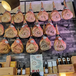 Photo n°2 de l'avis de Francesco.a fait le 04/07/2022 à 04:06 sur le  Prosciutteria F.lli Martin à Pordenone