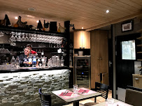 Atmosphère du Restaurant Omeletterie La Poêle à Chamonix-Mont-Blanc - n°7