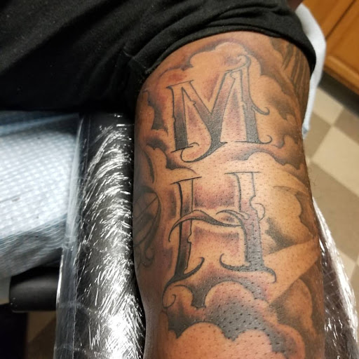 Tattoo Shop «Taboo Tattoos», reviews and photos, 242 Broad St, Keyport, NJ 07735, USA