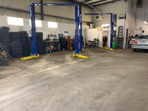 Auto Repair Shop «Turning Leaf Auto Repair», reviews and photos, 305 Commerce Dr, Rochester, NY 14623, USA