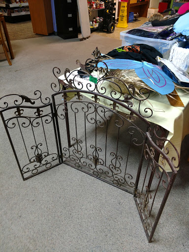 Thrift Store «Freedom Treasures Resale Store», reviews and photos, 7570 Cooley Lake Rd, Waterford Twp, MI 48327, USA