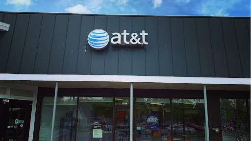 AT&T, 101B Pearl St, Essex Junction, VT 05452, USA, 