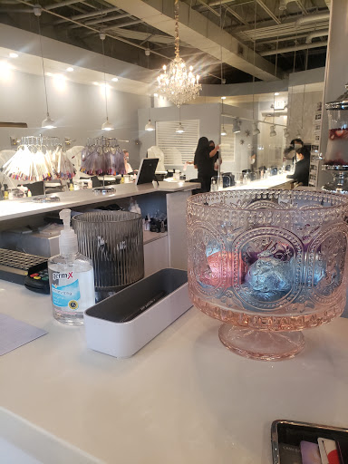 Day Spa «Bluegrass Nail Salon and Day Spa - Roswell», reviews and photos, 9420 Willeo Rd, Roswell, GA 30075, USA