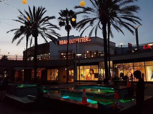 Movie Theater «AMC Del Amo 18», reviews and photos, 3525 W Carson St