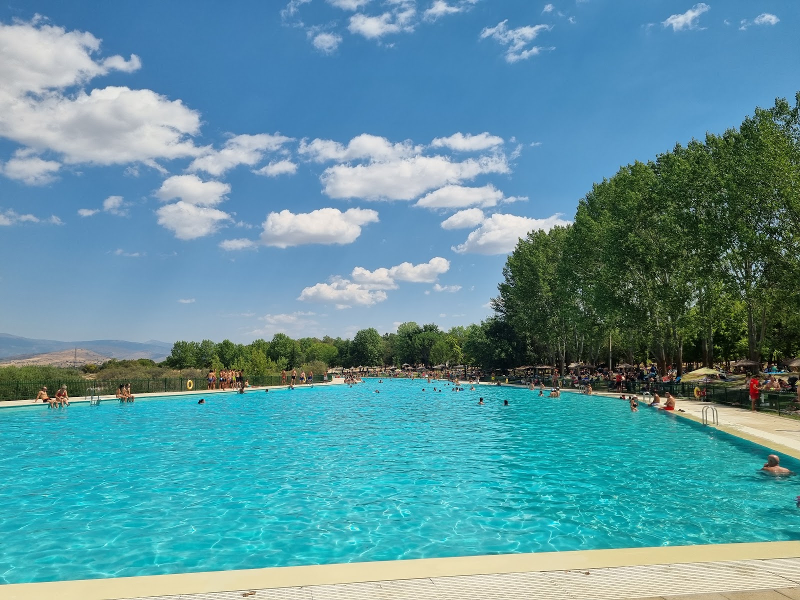 Riosequillo Recreation Area'in fotoğrafı plaj tatil beldesi alanı