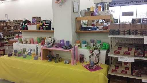 Candle Store «Factory Direct Candles», reviews and photos, 6252 Glenway Ave # A, Cincinnati, OH 45211, USA